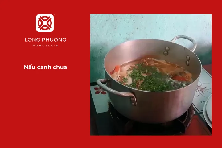 Nấu canh chua cho món canh chua cá thu với măng chua