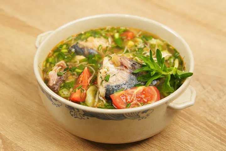 Hướng dẫn 4 cách nấu canh chua cá thu không tanh vô cùng đơn giản 