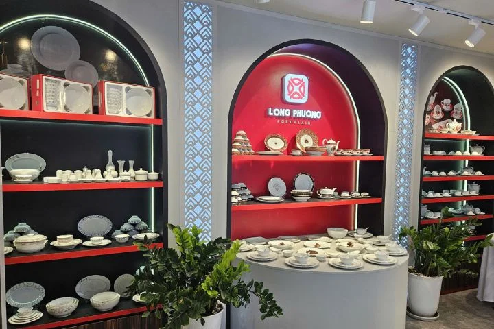Showroom Sứ Long Phương – địa chỉ uy tín mua gốm sứ chất lượng tại TP.HCM