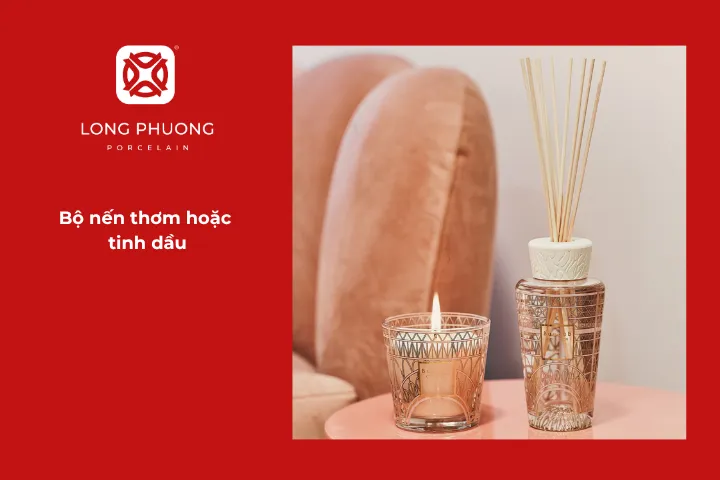 Nến thơm hoặc tinh dầu sẽ giúp không gian làm việc của đối tác trở nên thư giãn và dễ chịu hơn