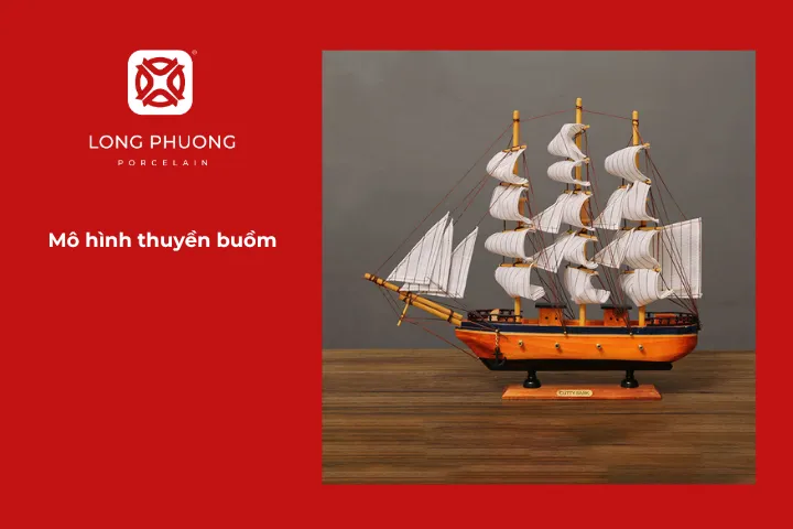 Tặng mô hình thuyền buồm mang ý nghĩa chúc đối tác vạn sự thuận lợi, vạn điều gặp may