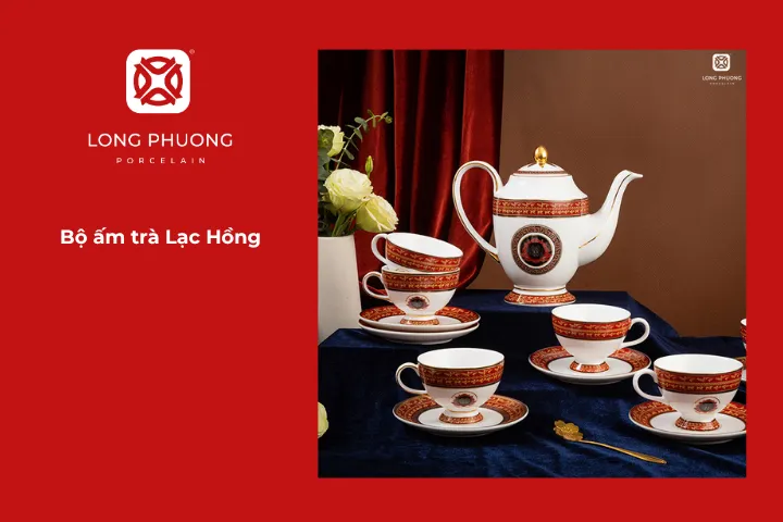 Lấy cảm hứng từ truyền thuyết “Con Rồng Cháu Tiên”, bộ ấm trà Lạc Hồng thể hiện sự trường tồn và thịnh vượng