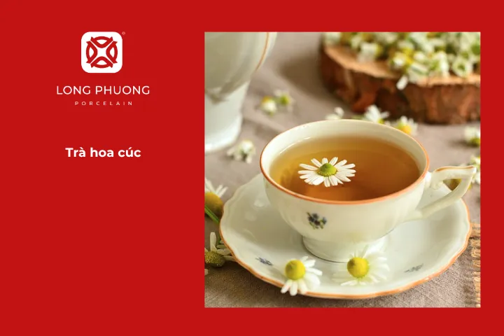 Trà hoa cúc là lựa chọn vừa dễ chịu vừa tốt cho sức khỏe khi bạn băn khoăn trời lạnh uống gì