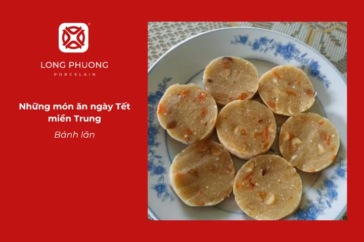 Bánh lăn được bày lên bàn thờ như cách người miền Trung gìn giữ phong tục xưa
