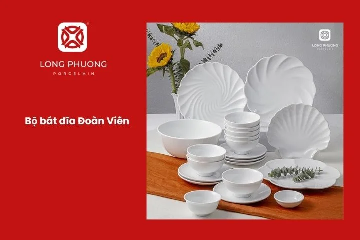 Bộ bát đĩa sứ trắng đồng bộ mang ý nghĩa đoàn viên sum vầy