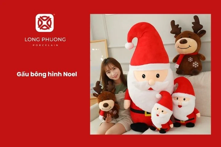 Gấu bông tuần lộc đáng yêu được gói trong hộp quà lớn.