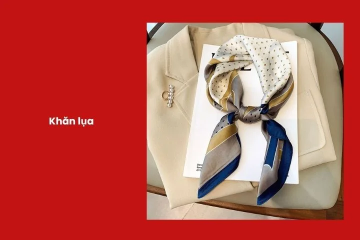 Khăn lụa mềm mại làm quà Tết cho đối tác