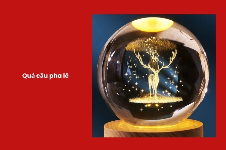 Quả cầu pha lê phong thủy mang năng lượng tích cực cho đối tác nam