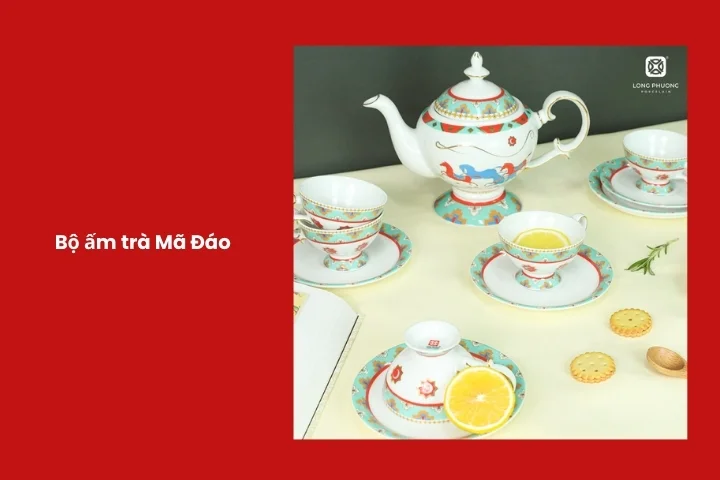 Bộ ấm trà Mã Đáo mang ý nghĩa thành công dành cho đối tác nam