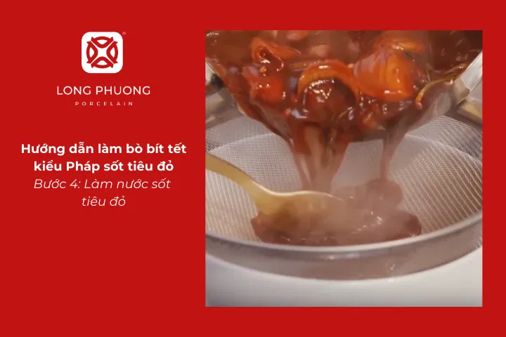 Làm nước sốt tiêu đỏ cho món bò bít tết kiểu Pháp sốt tiêu đỏ