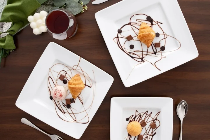 Gợi ý trình bày món ăn đẹp mắt trên đĩa vuông sứ cao cấp